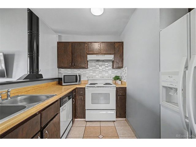5556 Mansfield Ct, Colorado Springs, CO 80918