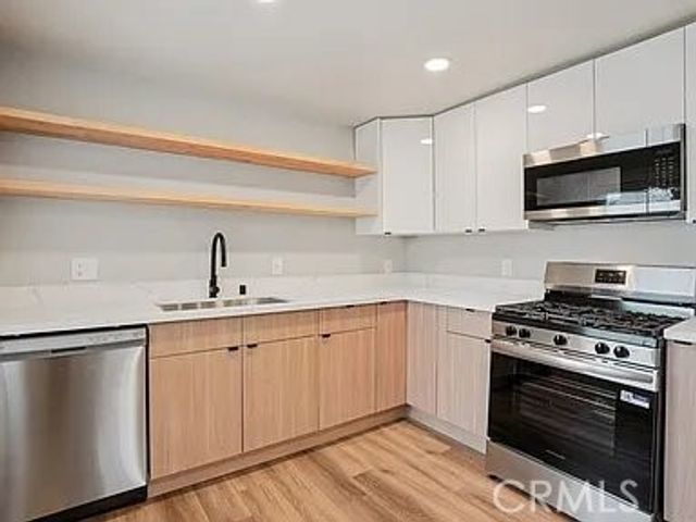 1411 Mohawk, Los Angeles, CA 90026