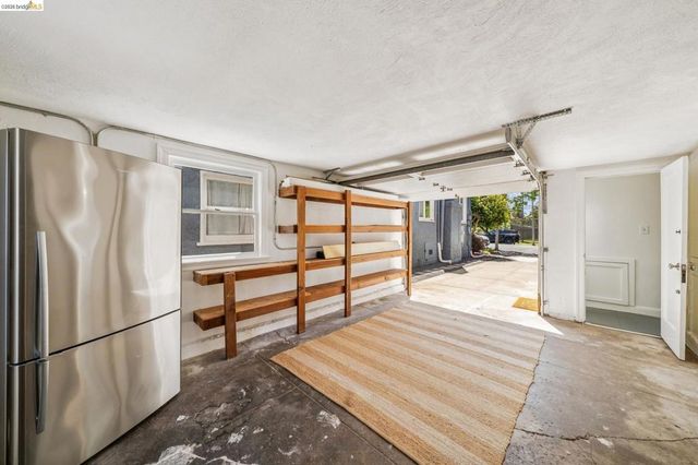 1339 Thousand Oaks Blvd., Albany, CA 94706