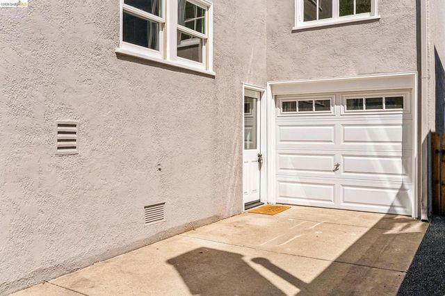 1339 Thousand Oaks Blvd., Albany, CA 94706