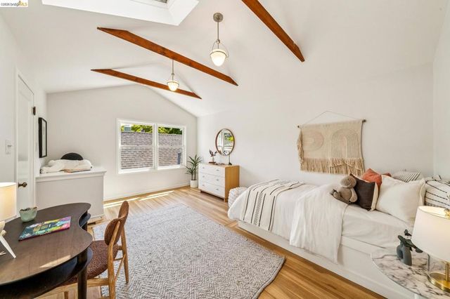 1339 Thousand Oaks Blvd., Albany, CA 94706