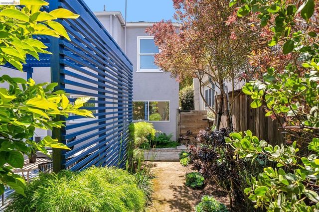 1339 Thousand Oaks Blvd., Albany, CA 94706