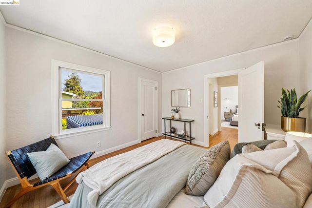 1339 Thousand Oaks Blvd., Albany, CA 94706