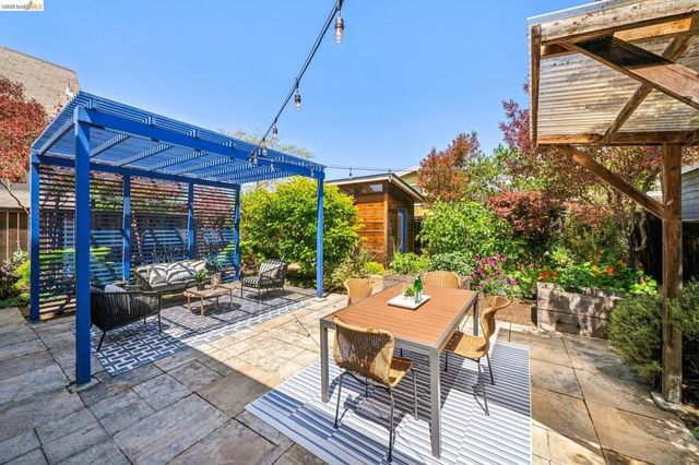1339 Thousand Oaks Blvd., Albany, CA 94706