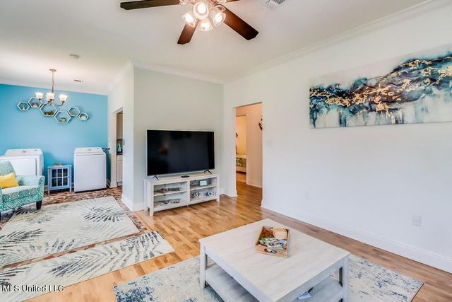 410 Old Spanish Trail, B, Waveland, MS 39576