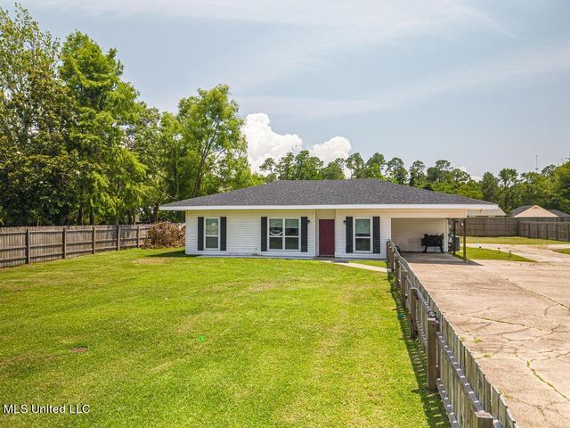 410 Old Spanish Trail, B, Waveland, MS 39576