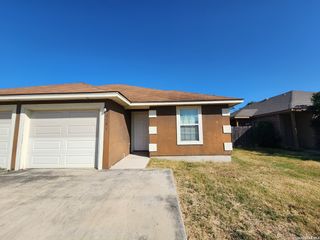 239 Rosalie Dr # B, New Braunfels, TX 78130
