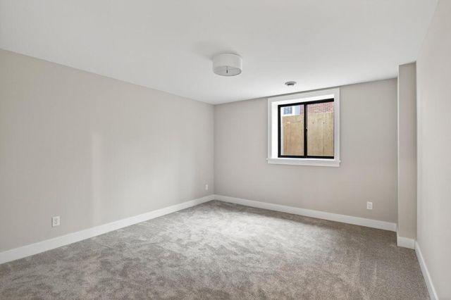 5319 Glenwood Avenue, Golden Valley, MN 55422
