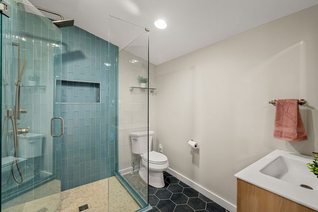 313 S 7th St, Nashville, TN 37206