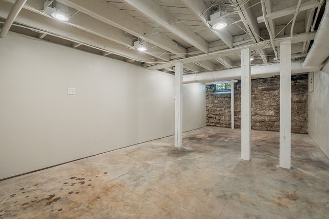 313 S 7th St, Nashville, TN 37206