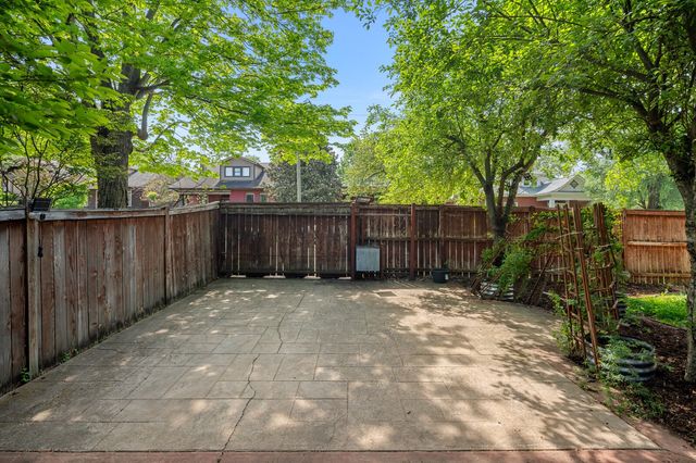 313 S 7th St, Nashville, TN 37206