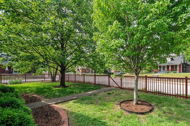 313 S 7th St, Nashville, TN 37206