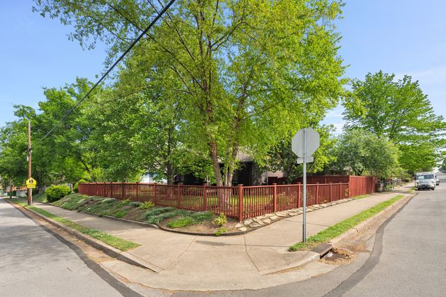 313 S 7th St, Nashville, TN 37206