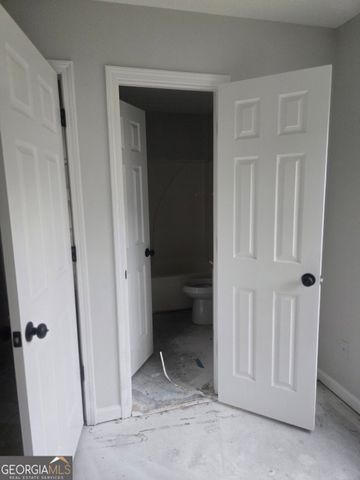1090 Chapel Hill Drive SE, Lawrenceville, GA 30045