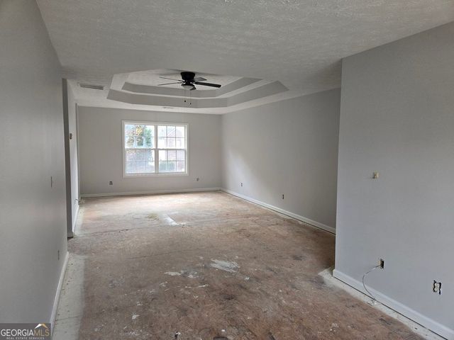1090 Chapel Hill Drive SE, Lawrenceville, GA 30045