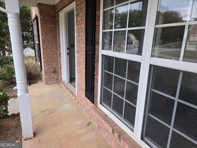 1090 Chapel Hill Drive SE, Lawrenceville, GA 30045