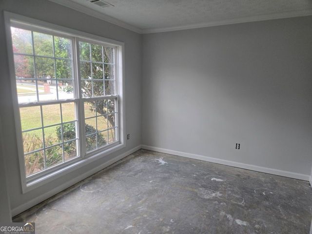 1090 Chapel Hill Drive SE, Lawrenceville, GA 30045