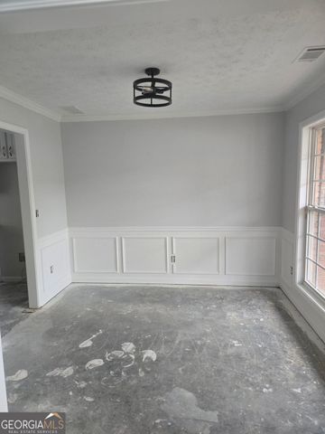 1090 Chapel Hill Drive SE, Lawrenceville, GA 30045
