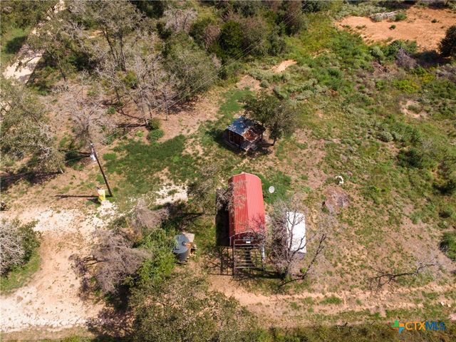 394 Turkey Hollow Road, Luling, TX 78648