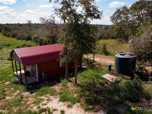 394 Turkey Hollow Road, Luling, TX 78648