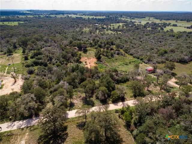 394 Turkey Hollow Road, Luling, TX 78648