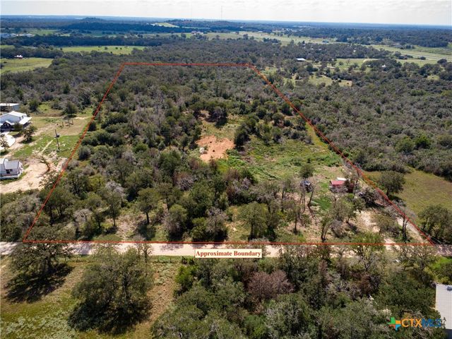 394 Turkey Hollow Road, Luling, TX 78648