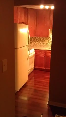 9s025 Lake Drive 10-206, Willowbrook, IL 60527