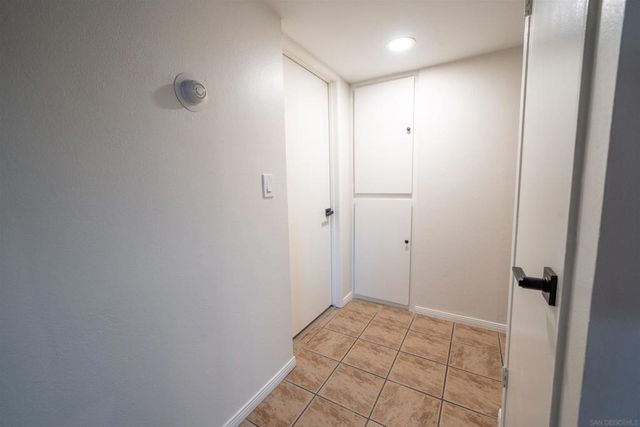 909 Martin Dr A, Escondido, CA 92026