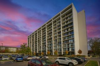 2005 S Finley Road 1202, Lombard, IL 60148