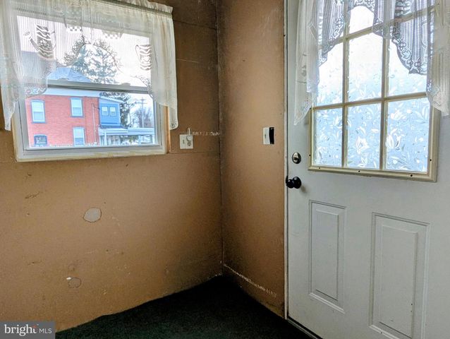 616 E 5TH ST, Bellwood, PA 16617