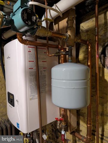 616 E 5TH ST, Bellwood, PA 16617