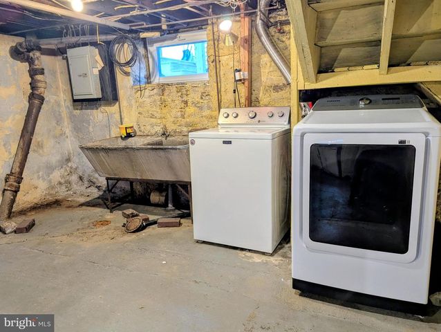 616 E 5TH ST, Bellwood, PA 16617