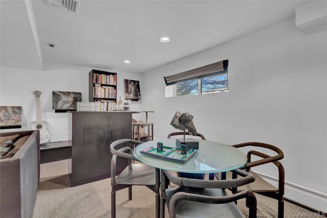 2988 Bond Drive, Merrick, NY 11566