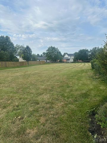 831 Greenwood Lane, Trenton, OH 45067