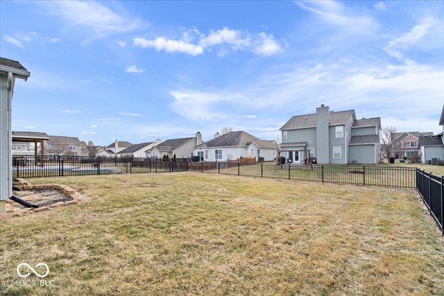 5865 Belvista Drive, Plainfield, IN 46168