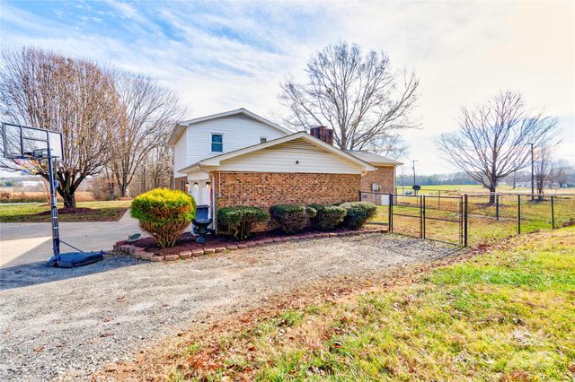 219 Plato Lee Road, Shelby, NC 28150