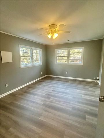 53 Pool Circle, Auburn, GA 30011