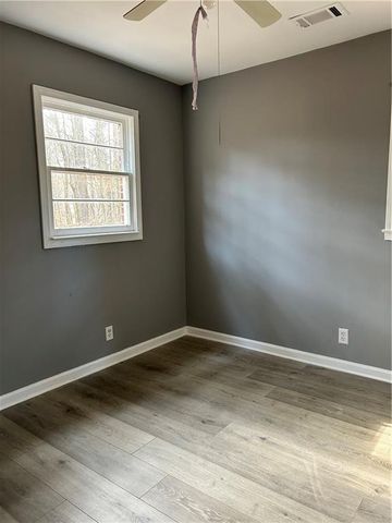 53 Pool Circle, Auburn, GA 30011