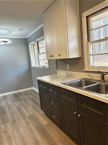 53 Pool Circle, Auburn, GA 30011