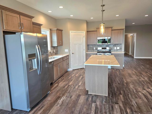 5502 Rio Azul Cove, Fort Wayne, IN 46818