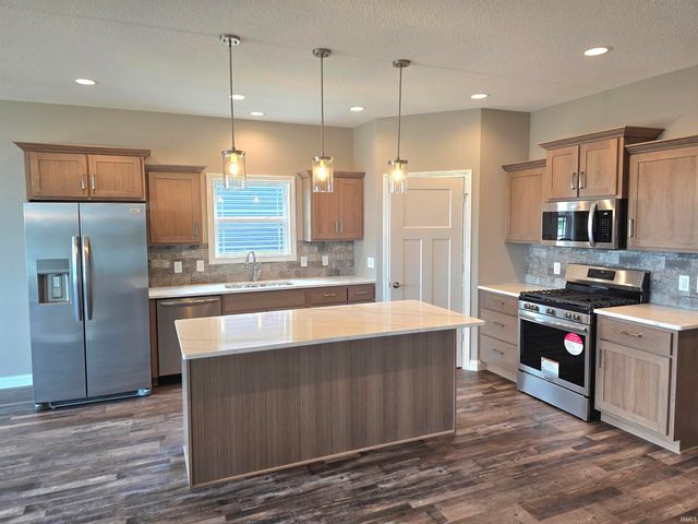 5502 Rio Azul Cove, Fort Wayne, IN 46818