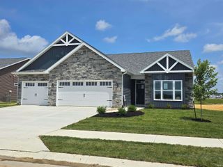 5502 Rio Azul Cove, Fort Wayne, IN 46818