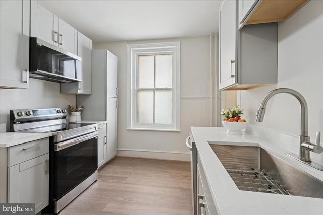 810 GEORGE ST, Norristown, PA 19401