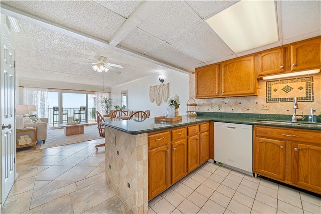 202 Reef Ave 506, Corpus Christi, TX 78402