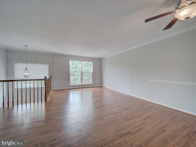 8241 HUMPHREY LN, Manassas, VA 20109