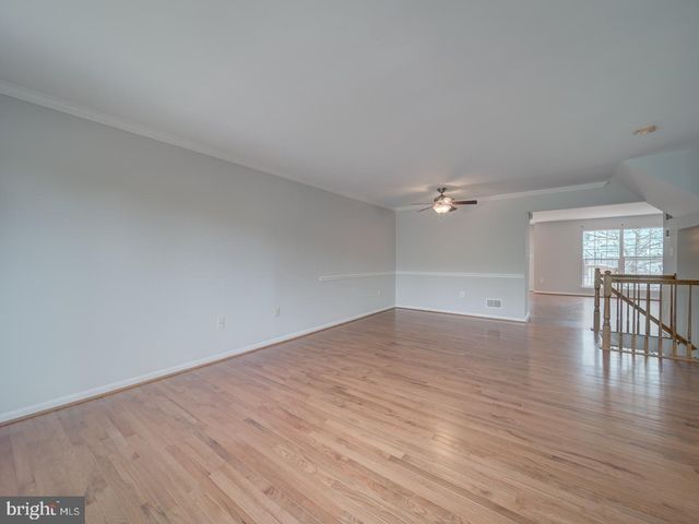 8241 HUMPHREY LN, Manassas, VA 20109