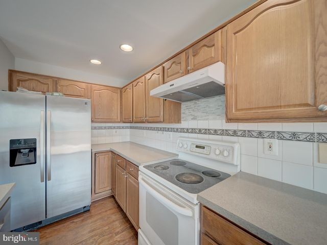 8241 HUMPHREY LN, Manassas, VA 20109