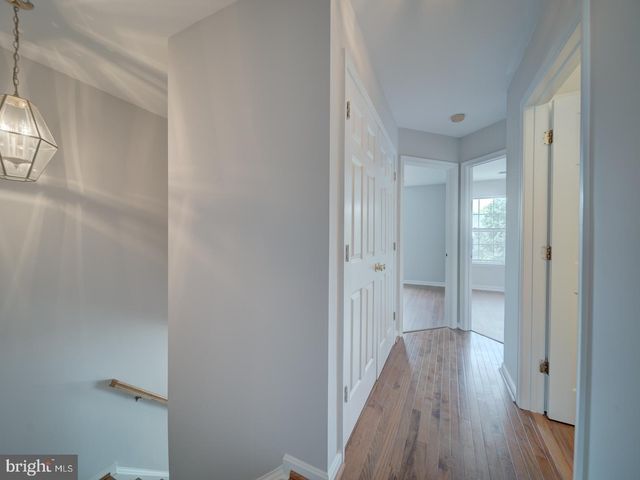 8241 HUMPHREY LN, Manassas, VA 20109