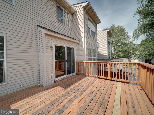 8241 HUMPHREY LN, Manassas, VA 20109