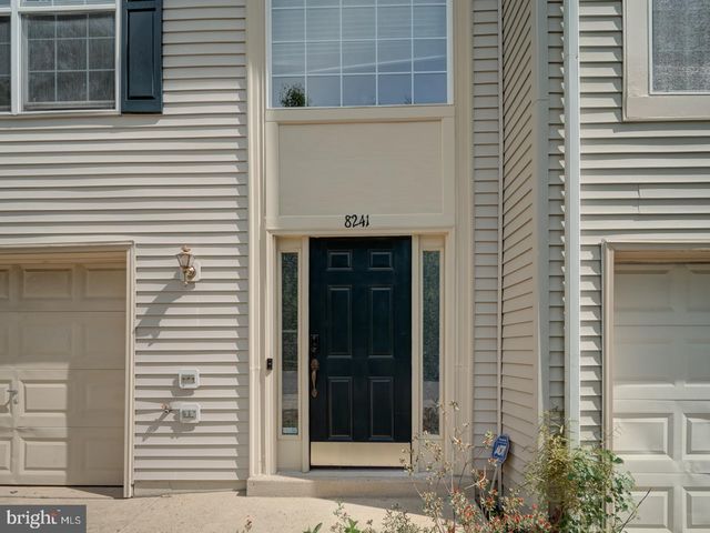 8241 HUMPHREY LN, Manassas, VA 20109